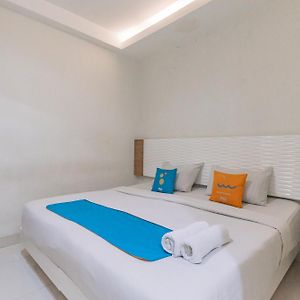 Kamar double standard